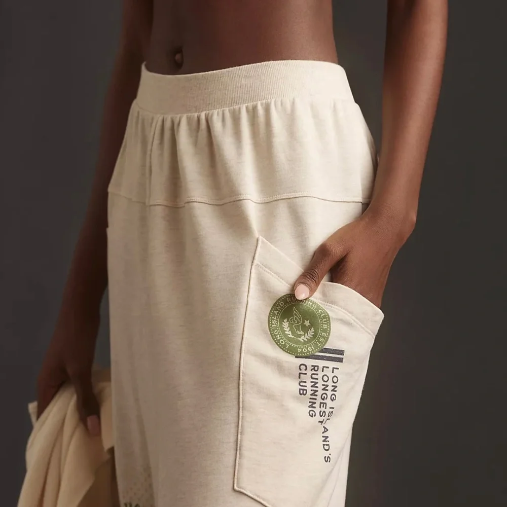 ANTHROPOLOGIE DAILY PRACTICE RELAXED JOGGER. SIZE: S. IVORY. - Picture 2 of 10